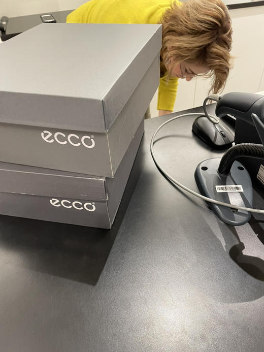 Bug价！Ecco渐变复古牛皮男士正装皮鞋👞只要¥699直邮到手！ 商品图5