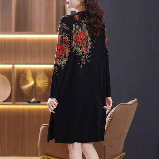 配大衣的印花毛衣连衣裙子圆领打底群加厚CC-38-8811 商品图3