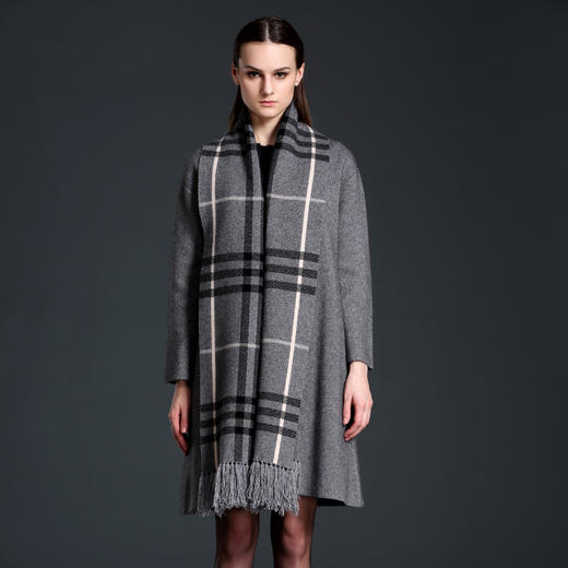 展厅【伯妮斯茵】时尚毛呢大衣织花围巾领153EC526 商品图0