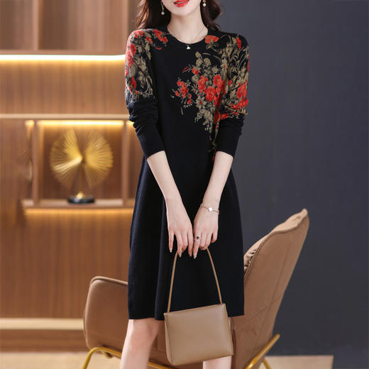 配大衣的印花毛衣连衣裙子圆领打底群加厚CC-38-8811 商品图6