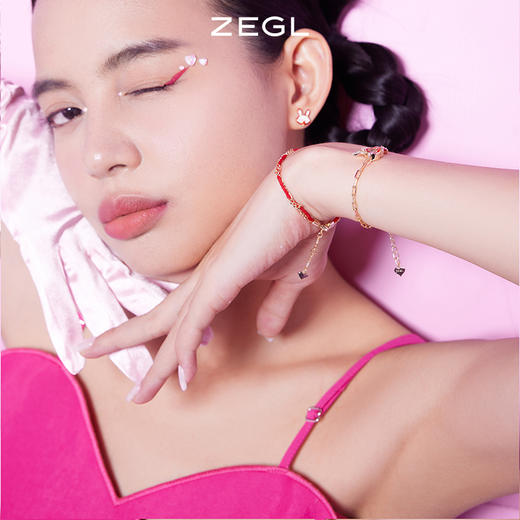 ZEGL设计师本命年系列桃花兔子925纯银耳钉女红色耳环秋冬耳饰品 商品图3