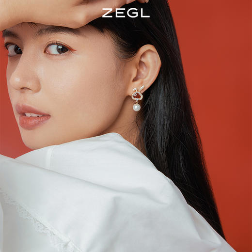 ZEGL设计师本命年系列如意兔子耳环女红玛瑙耳钉耳夹人造珍珠耳饰 商品图1