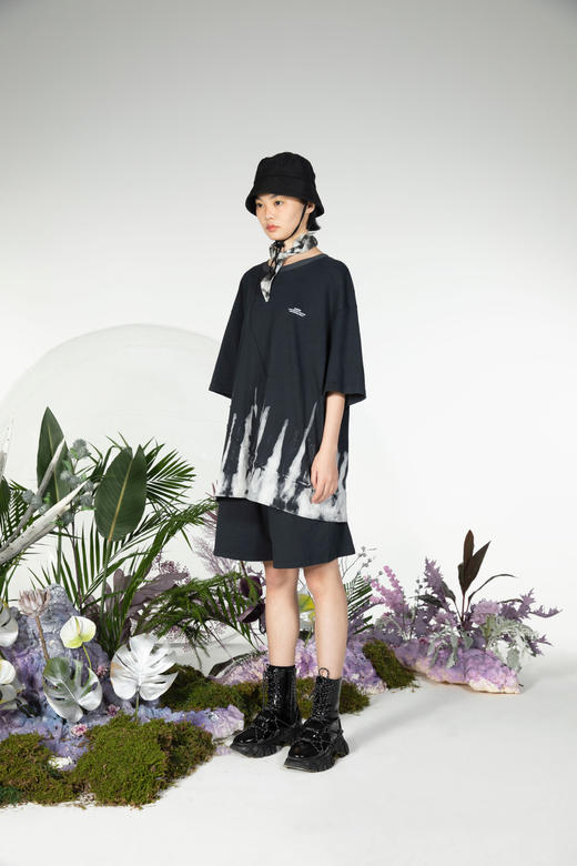 女士针织T恤 商品图1