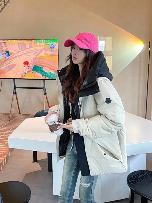 𝗠𝗼𝗻𝗰𝗹𝗲𝗿｜蒙口 盟可睐 FW22 Madeira 黑标 黑武士/短款羽绒服 商品图1