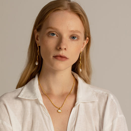 UNFOLDS The Inlay Stone Necklace Gold Mother of Pearl    复古宝石项链 商品图3