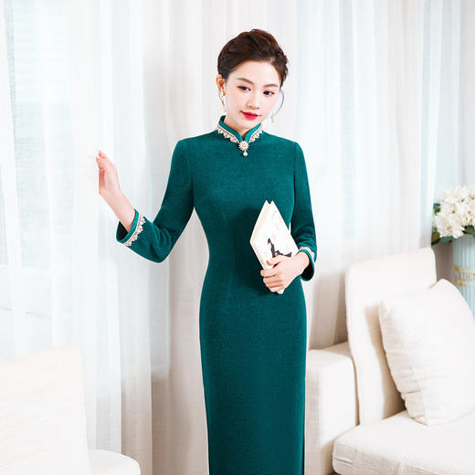 修身显瘦，新款冬季金貂绒面料遮肚柔软肤优雅小清新旗袍TY-928 商品图5