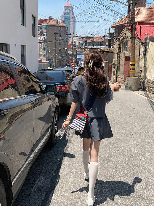 <曾小咸推荐>巨折清仓秒杀，稀有现货24小时发【仅限今日】女装甜酷jk学院风秋季长短袖西装外套 / 百褶短裙 商品图5