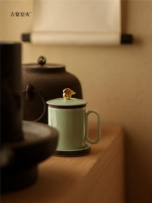 古婺窑火 瑞兔祈年 玉青瓷茶杯 癸卯年生肖茶杯 伴手礼 商品图7