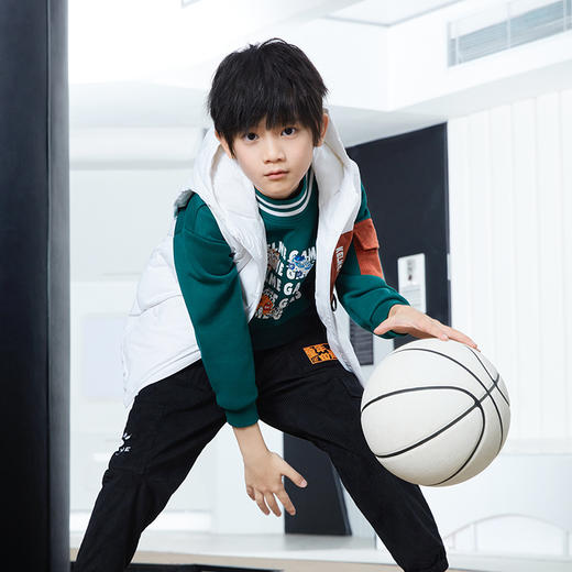 卡尔美儿童羽绒马甲外穿棉服足球厚款秋冬马夹外套5247MJ3029 商品图1