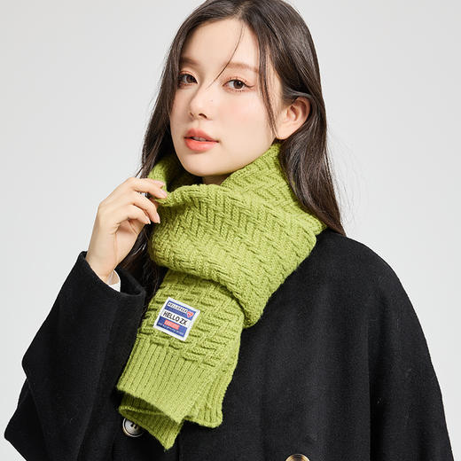 【赠护手霜】秋冬软糯气质围巾女 纯色百搭 保暖加厚围脖 网红ins风 经典永不过时 商品图8