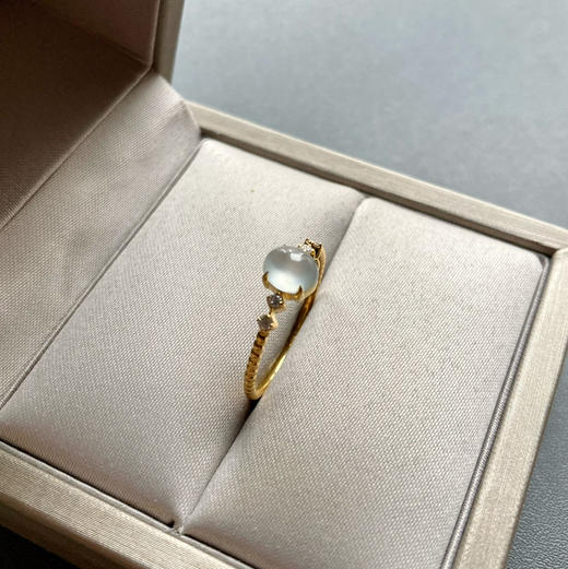 玻璃种翡翠蛋面戒指18k黄金钻石镶嵌 商品图0