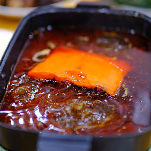 【无添加的牛油火锅底料】新鲜出锅！用料纯正地道 辣而不燥 香不留身！健康无添加的家庭火锅 和家人一起吃吧~ 商品图14