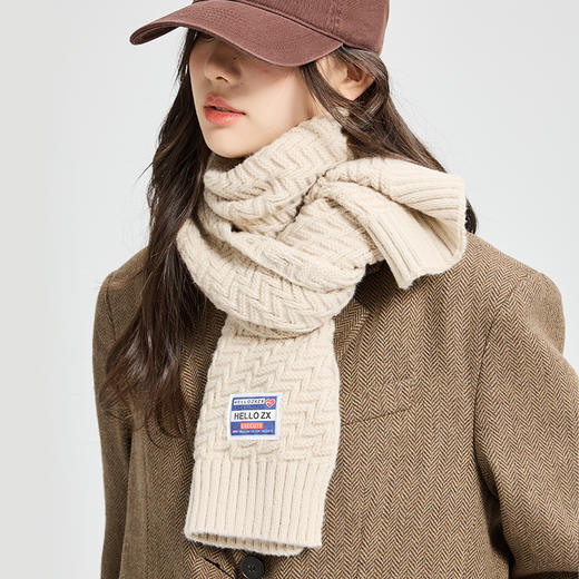 【赠护手霜】秋冬软糯气质围巾女 纯色百搭 保暖加厚围脖 网红ins风 经典永不过时 商品图1