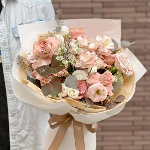 【鲜花预定】卡布奇诺与貂蝉玫瑰（请提前48小时预定） 商品图1