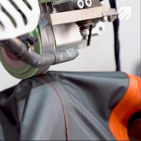 冲锋衣裤修补费用