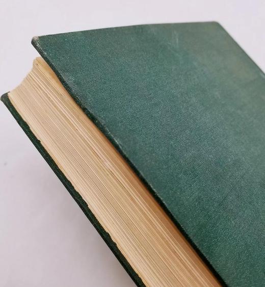 《湖南省长沙市地名录》，精装，编委会编撰，1986年一版一印，448页，售价48。品相7-8成。 商品图4