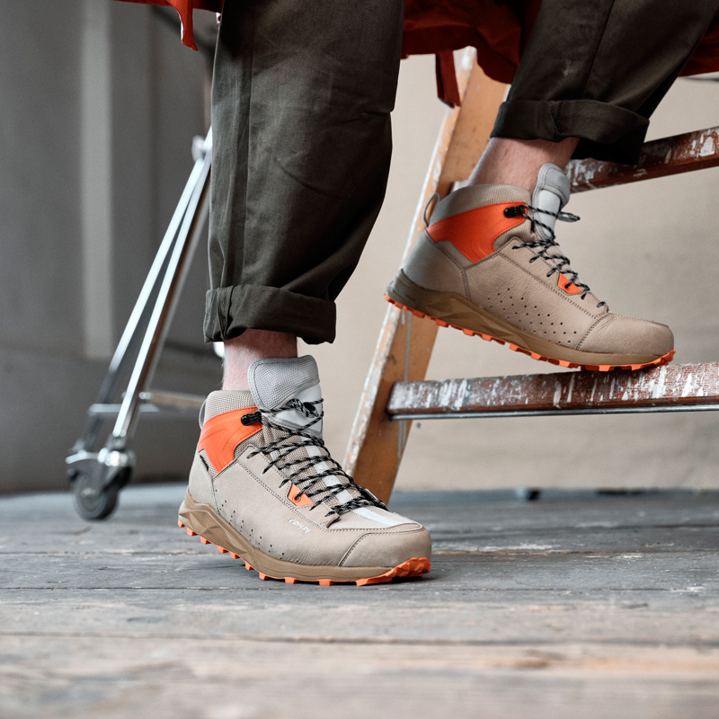 CRISPI意大利恶龙春秋防水防滑徒步登山鞋靴男女Attiva Urban Mid 23603107