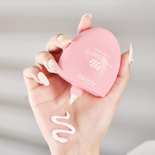 「11.11元包邮！两款可选」ADMD凡士林香氛护手霜 滋润美容护肤保湿秋冬防干手膜霜 商品图3