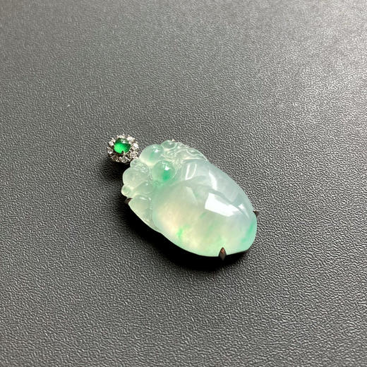 冰种飘阳绿翡翠桃子金猴捧寿18k白金钻石镶嵌 商品图2