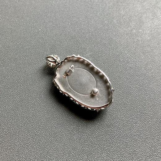 冰种飘阳绿翡翠桃子金猴捧寿18k白金钻石镶嵌 商品图4