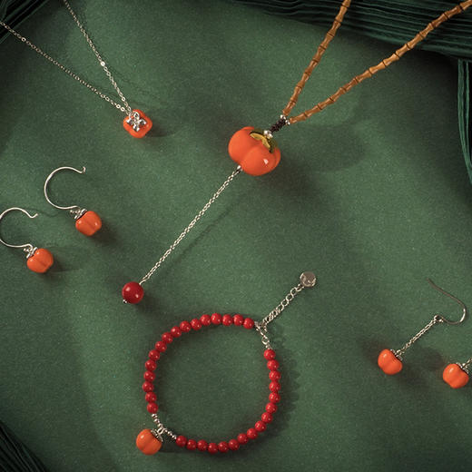 宫里的世界 柿柿如意925银 朱砂手链 商品图3