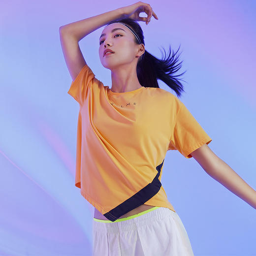 卡尔美女子下架新款短袖圆领T恤 商品图0