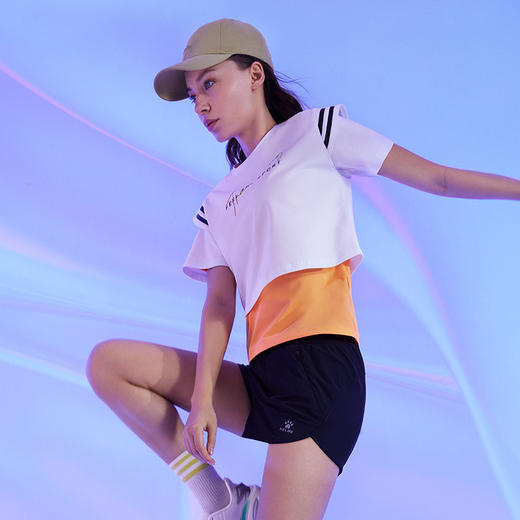 卡尔美官方短袖t恤女夏季运动半袖短款潮百搭休闲上衣女 商品图1