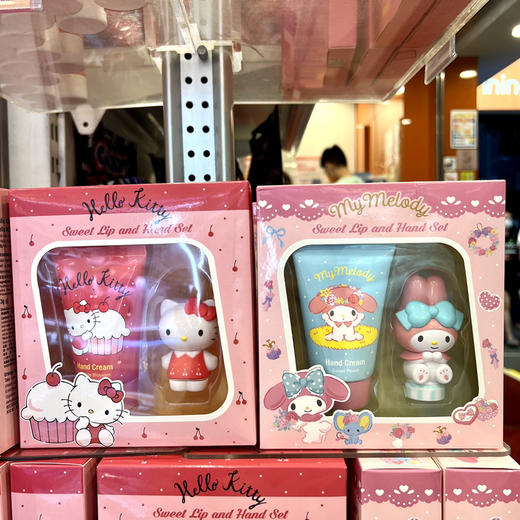 万宁独家护手霜➕唇膏套装 商品图0