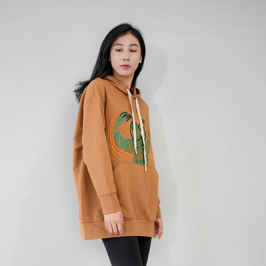 谜底秋冬新款休闲减龄连帽印花Oversize卫衣女百搭上衣235MV6080 商品图1