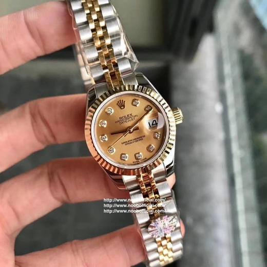 NOOB出品，女装日志型28㎜日志型279174-0009 ①：女装日志型的蚝式表壳是坚固优雅、美比例的典范。采用316L不锈钢来锻造不锈钢腕表表壳，具备高抗腐蚀性。 商品图3