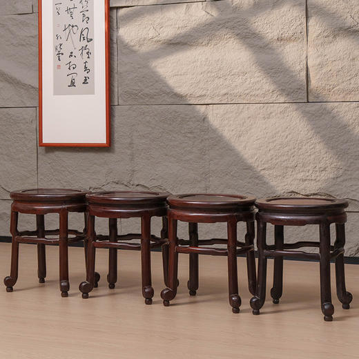 清 红木四足随形圆凳成堂（一堂四只） 商品图4