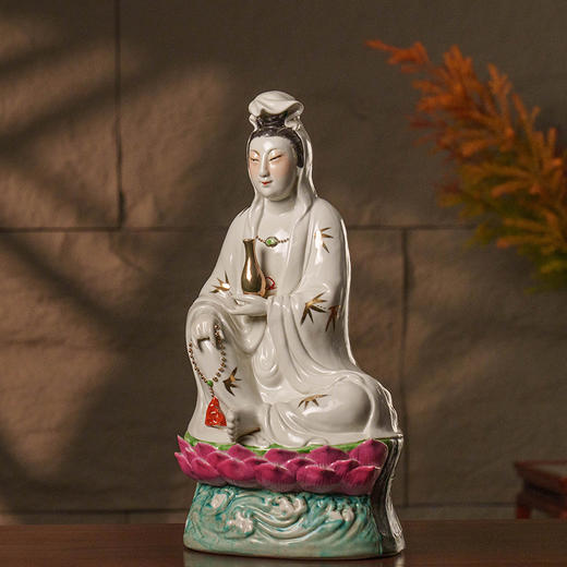 民国 彩瓷净瓶观音像 商品图3