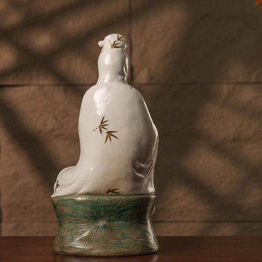 民国 彩瓷净瓶观音像 商品图1