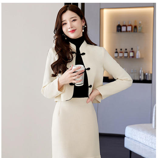 HR-BMYS8606-冬装新款，优雅时尚气质小香风两件套 商品图0