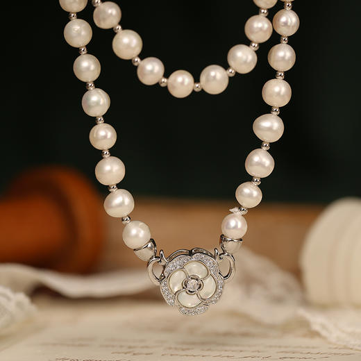 Manreya玛芮雅“山茶夜曲”珍珠毛衣链 商品图5