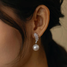 Manreya玛芮雅“冰羽”银镀金爱迪生珍珠耳环