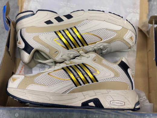 秋冬特惠💰360 阿迪达斯壤痞兔聊名替代版 Response Cl 來啦 商品图8