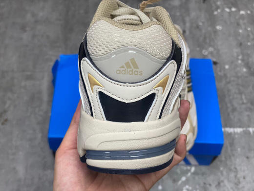 秋冬特惠💰360 阿迪达斯壤痞兔聊名替代版 Response Cl 來啦 商品图5