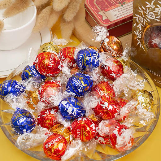 lindt Lindor瑞士莲巧克力球进口软心黑巧婚庆喜糖送生日礼物600g 商品图1