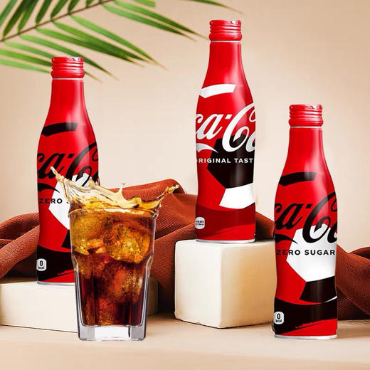 日本进口可口可乐卡塔尔足球世界杯2022款网红限定收藏版可乐饮料 商品图2