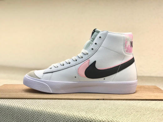 秋冬特惠💰350 耐克Nike Blazer Mid ‘77 “vintage” 开拓者高帮 商品图0