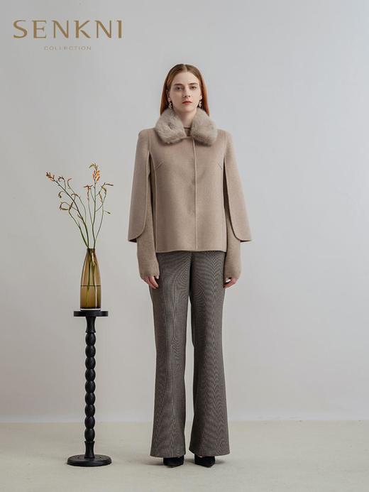 3楼SENKNI服饰大衣 商品图0