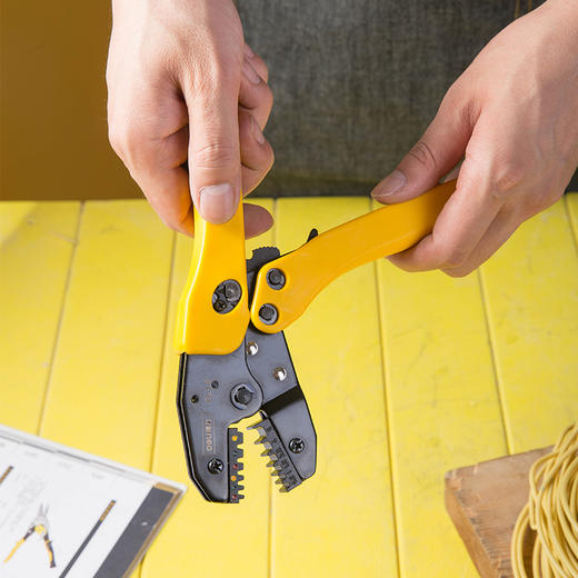 得力DL-L8欧式端子压接钳(黄) 商品图3