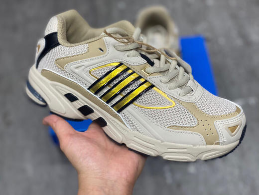 秋冬特惠💰360 阿迪达斯壤痞兔聊名替代版 Response Cl 來啦 商品图0