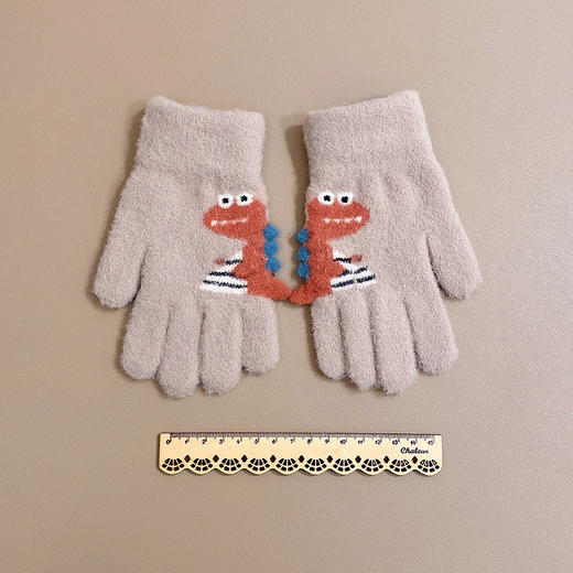 【童趣可爱保暖手套】秋冬款毛绒绒小恐龙分指五指手套男女宝宝保暖防冻不起球手套儿童 商品图3