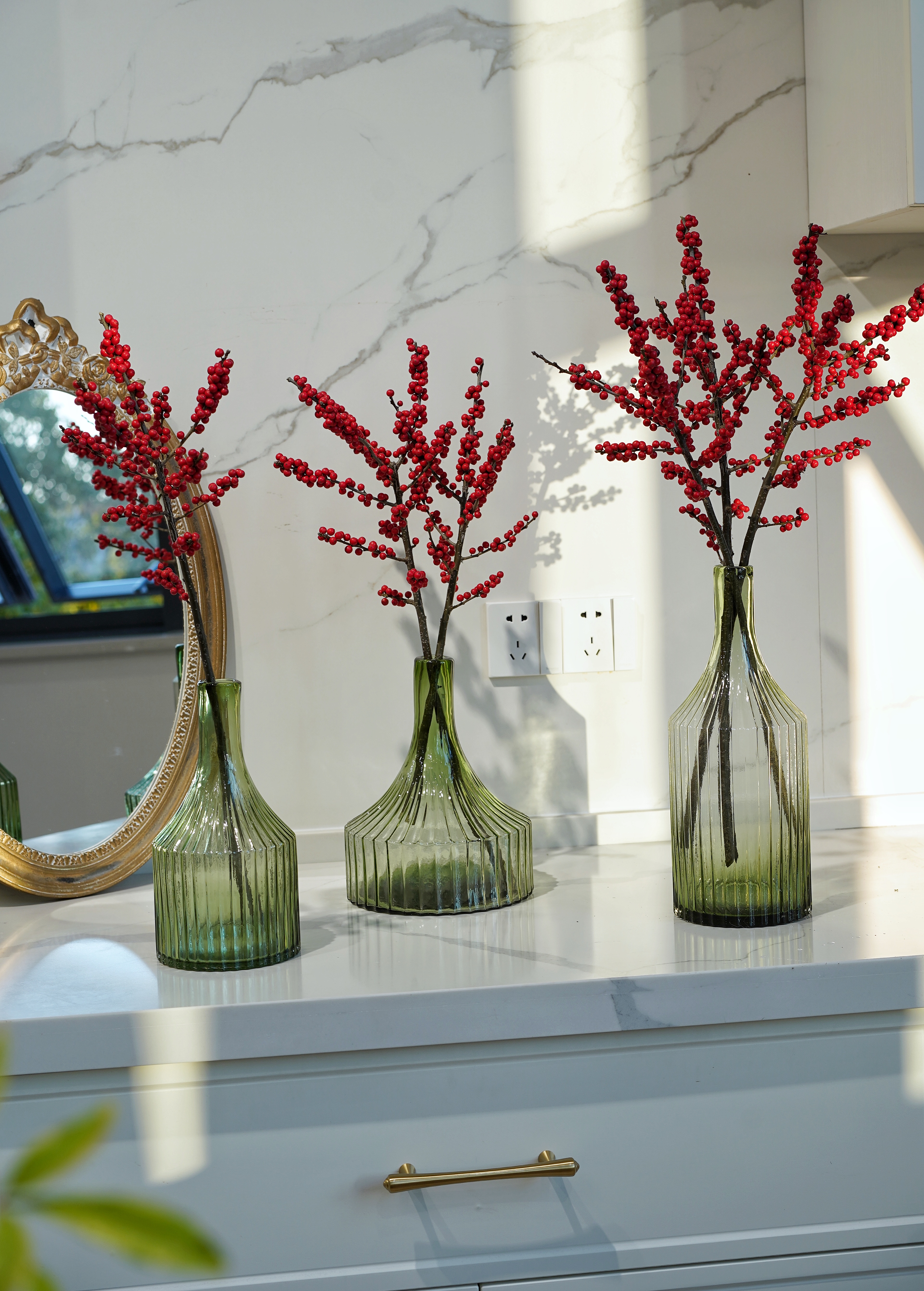 冬青碧轩复古条纹状简约古绿色窄口文艺清新台面玻璃花瓶摆件美式工业饰品