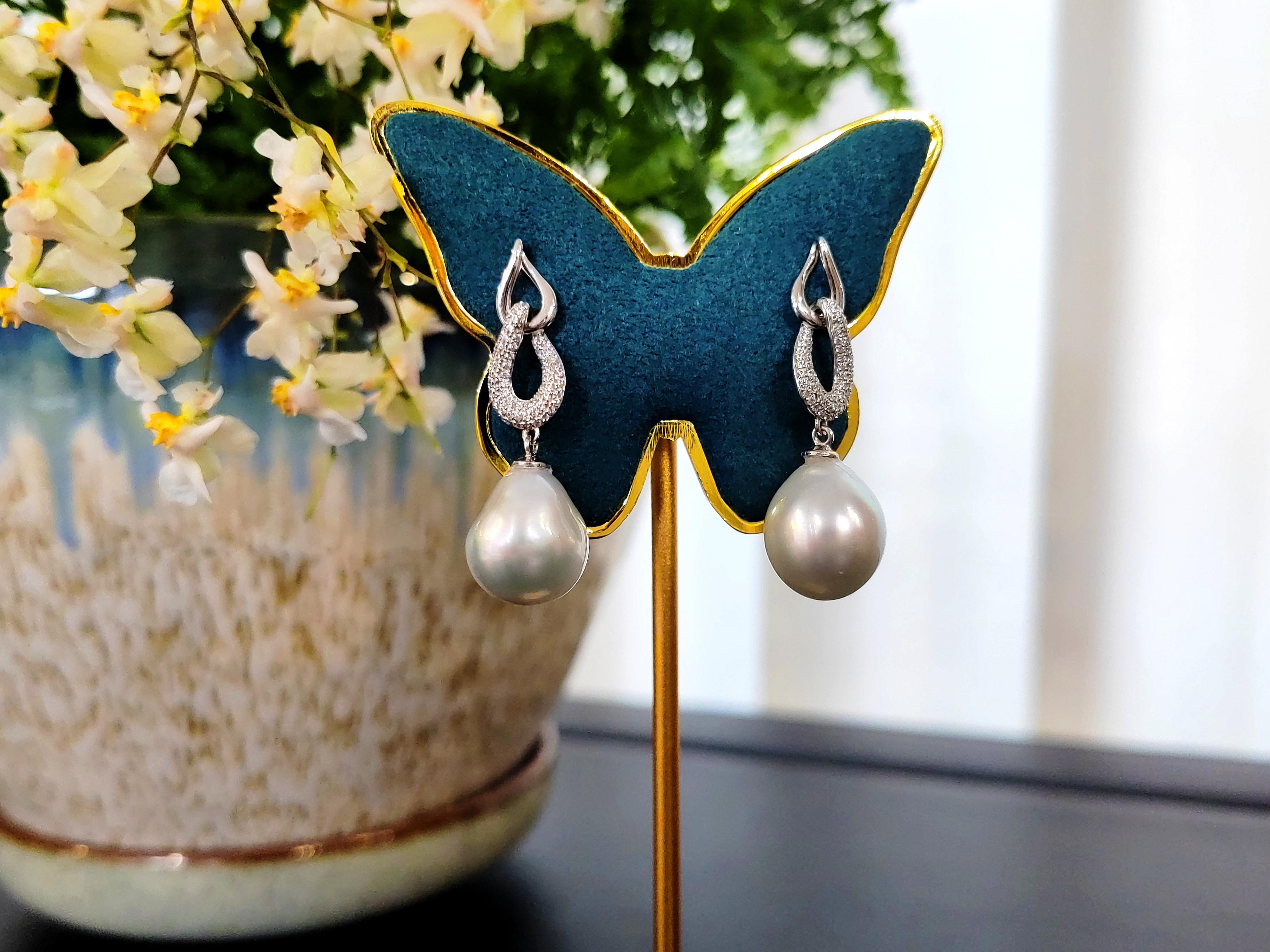 澳白巴洛克星辰18K金钻石镶嵌设计款耳环