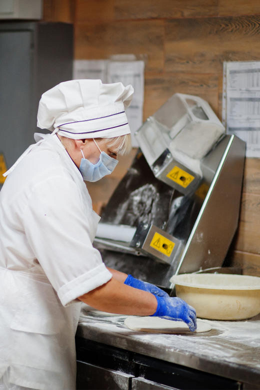 欧罗巴新款DR-2A不锈钢商用家用全自动寸压面机掉渣饼披萨压饼机面条 商品图4