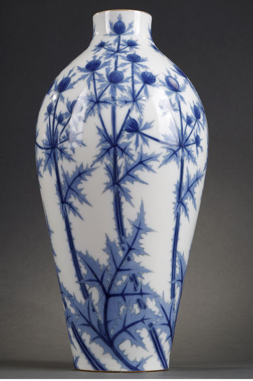 独角鹿西洋古董法国塞弗尔瓷器蓟草描金白底蓝釉Beauvais款瓷瓶 商品图2