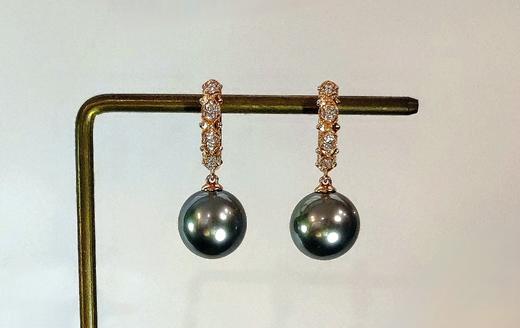 大溪地铂金灰18K金钻石镶嵌设计款耳环（已售，可定制） 商品图0